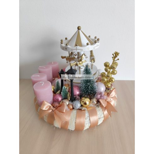 Adventi koszorú körhintával