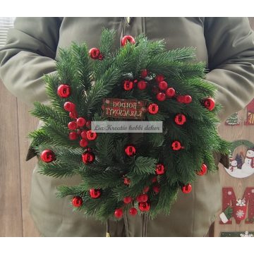 Karácsonyi ajtódísz 3D levelű műfenyő