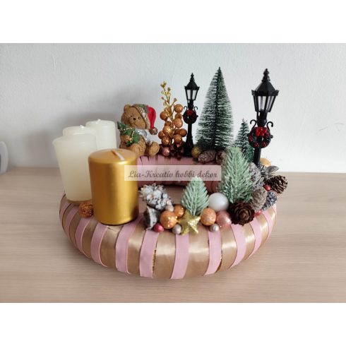 Adventi koszorú macis