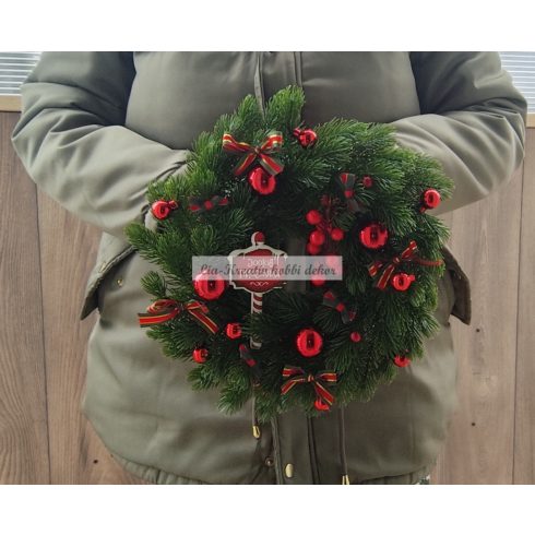 Karácsonyi ajtódísz 3D levelű műfenyő