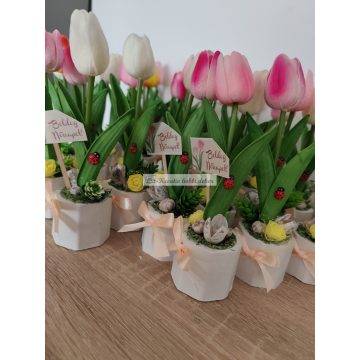 Nőnapi tulipán kollègáknak,ismerősöknek,rokonoknak